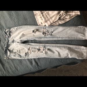 american eagle ripped jeans